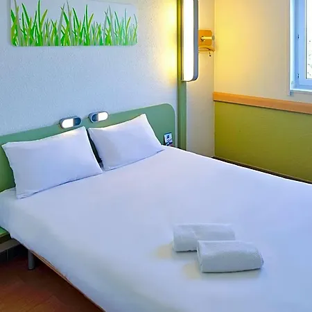 Hotel Ibis Budget Centre 2*