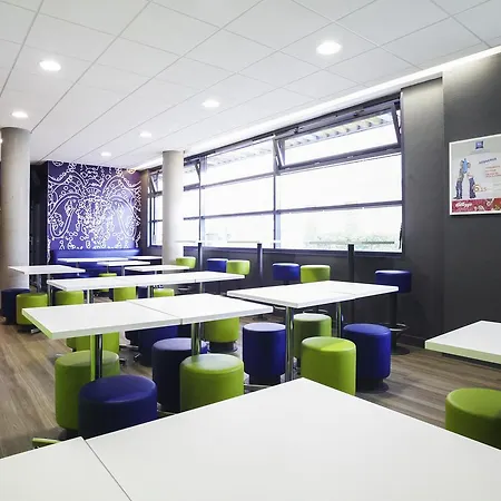 Hotel Ibis Budget Centre 2*