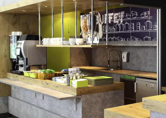 Ibis Budget Centre 2*